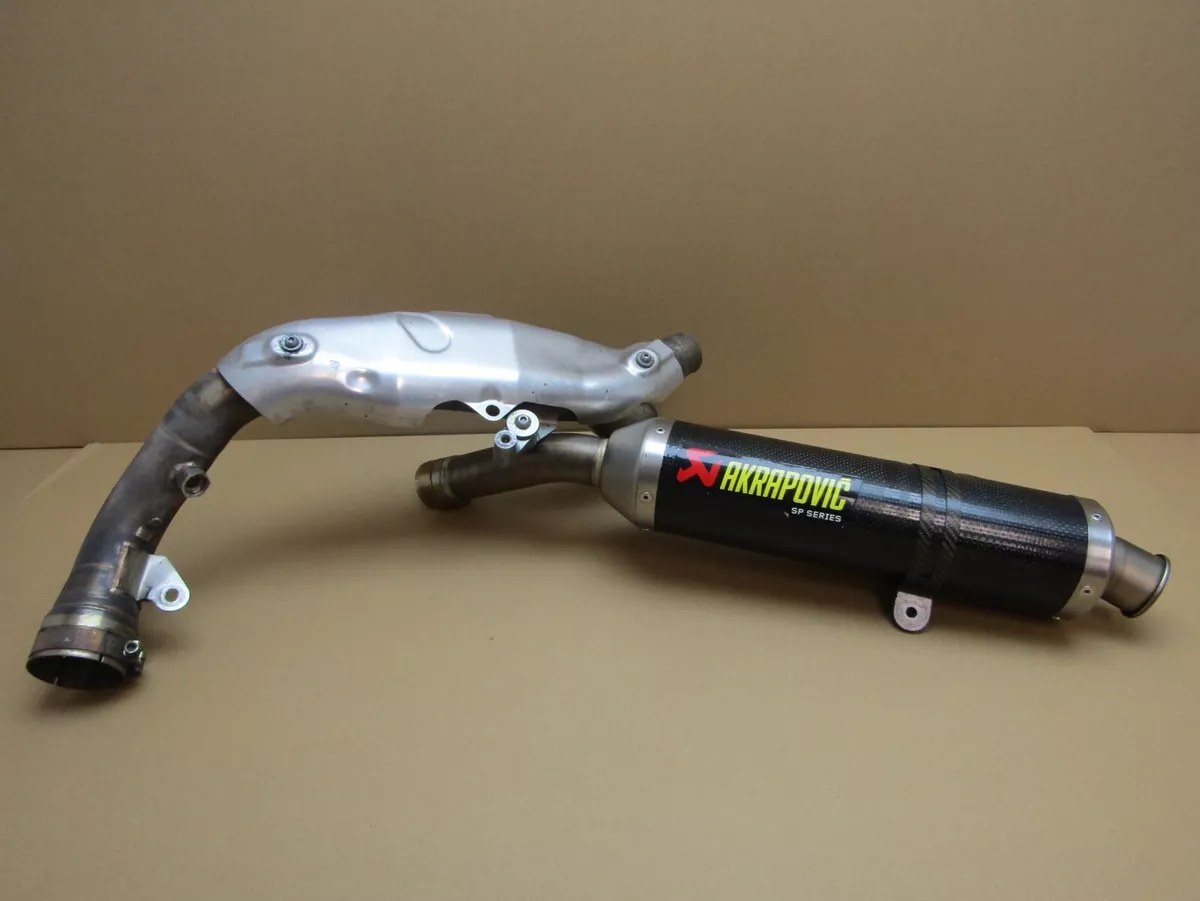 Akrapovic 2024 r1 2008