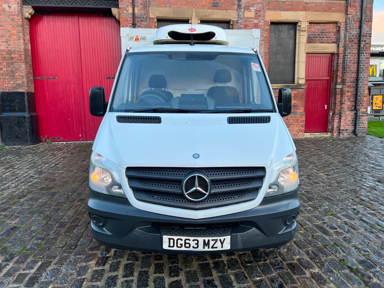 2013 MercedesBenz Sprinter 3.5t Fridge Luton Van Auto CHASSIS CAB