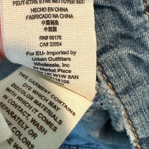 Free People Denim Style Button Down sz S - Picture 5 of 5