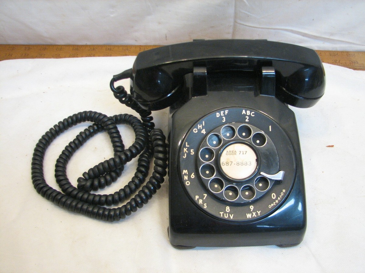 Bell System Western Electric model 500 Art Deco Rotary Phone Desk 