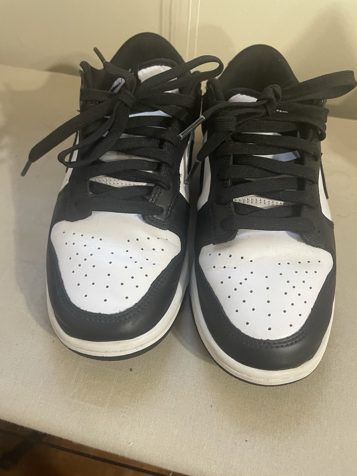 Nike dunks - image 2