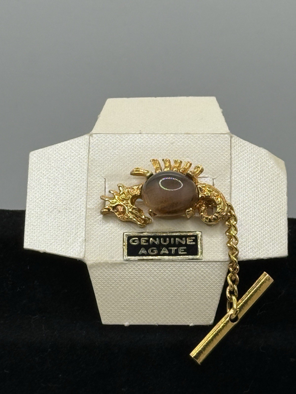 Vintage Agate Lapel Tie Tack Pin Gold-tone Seahorse Small Bar Men’s Formal Wear