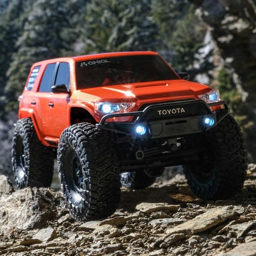 Axial - AXI-2035T1 1/24 SCX24 Toyota 4Runner 4X4 RTR Brushed Rock Crawler Orange - Picture 12 of 12