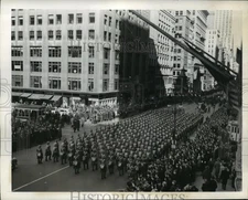1942 Press Photo US Marine Band marches up 5th Avenue NYC - neny05447