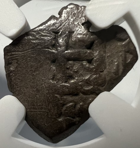 1701-47 Peru 1/2 Real NGC Fine Details Silver Cob Philip V - Picture 6 of 8