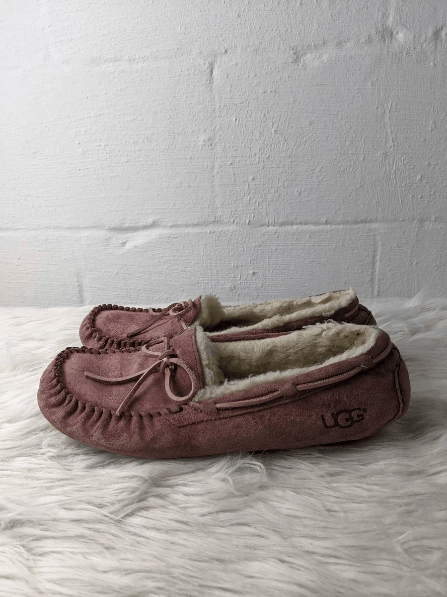 Ugg house online slippers pink
