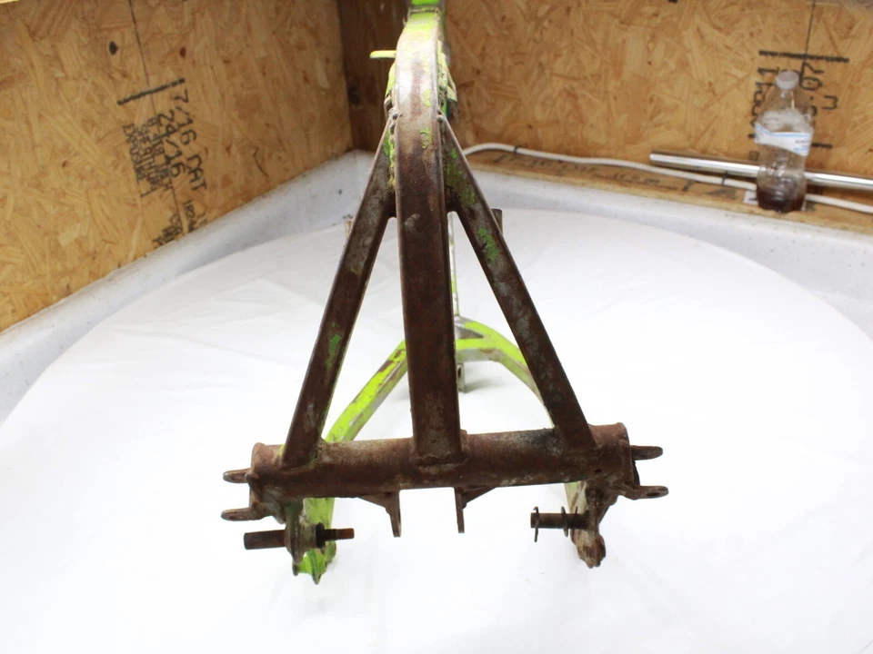 86-87 Kawasaki KX80 KX 80 1986 cuadro comp chasis 32002-1826 Foto 2 de 4