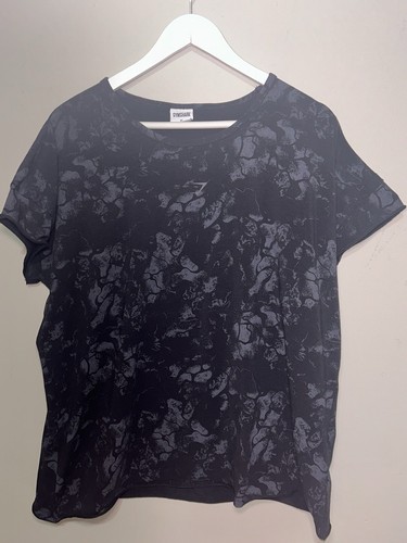 Gymshark Women’s Kendra Kathryn Black Boxy Gym Yoga Training Top Tee Size XL - Picture 2 of 5