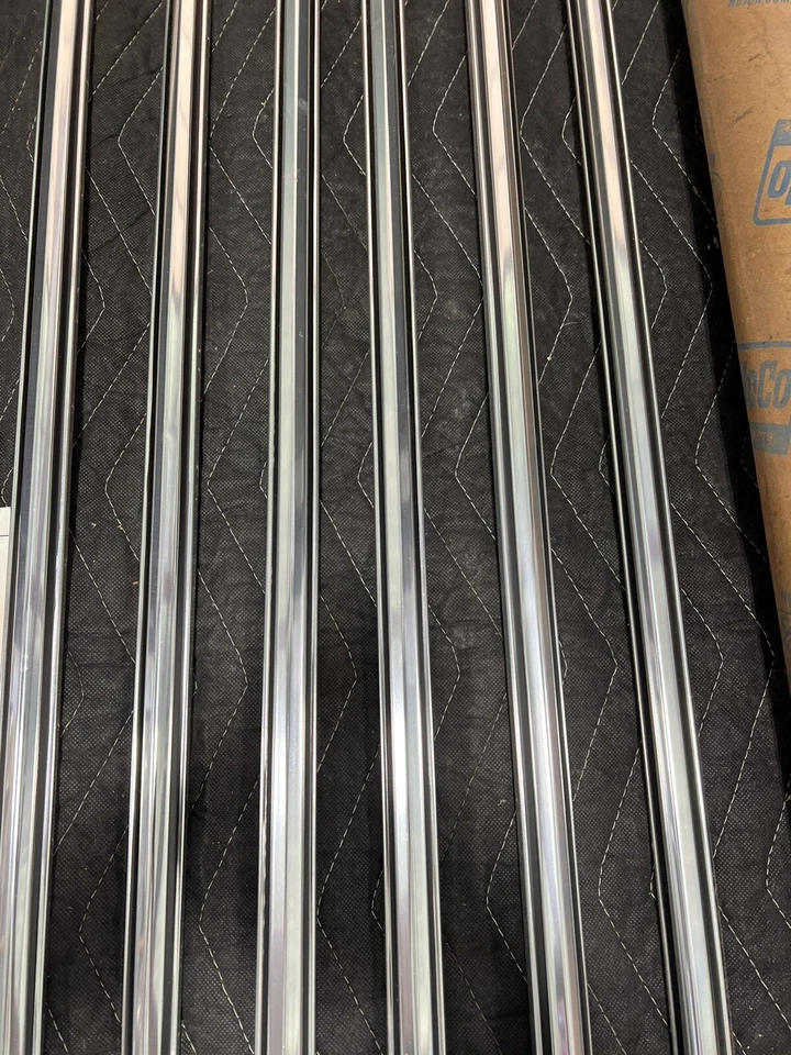 Kit de moldura lateral de carrocería derecha derecha Ford Galaxie 66 C6AZ-5421048-A pieza de 4 puertas #111 Foto 3 de 4