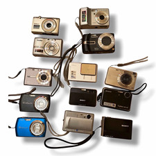 13x Digitalkamera Konvolut Sony Nikon Lumix Casio Samsung Rollei ungetestet