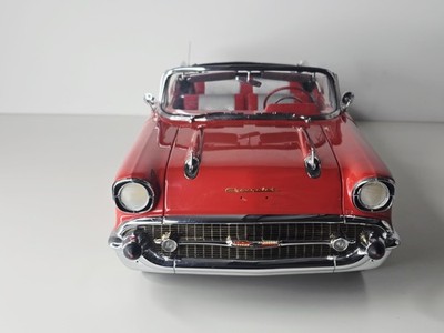 Danbury Mint - 1957 Chevrolet Bel Air Convertible Red - 1:12