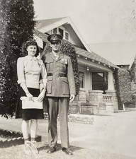 1940s WWII US Military Man in Uniform  Pretty Cute Girl Original Photo P17r1