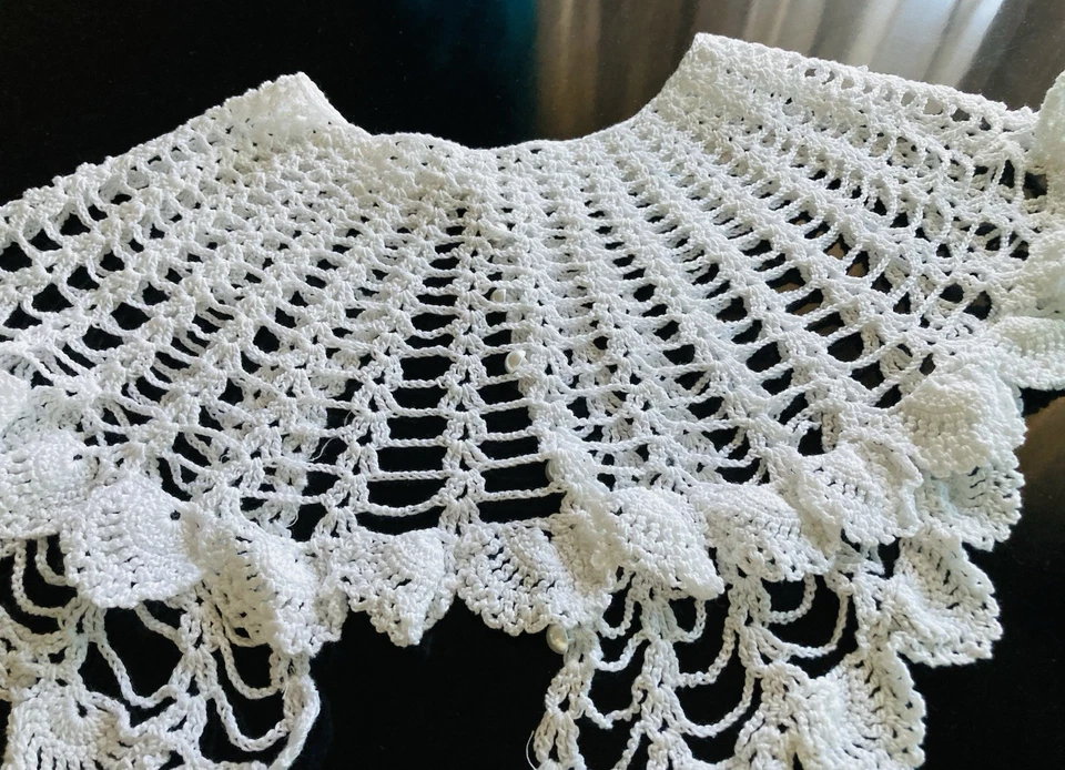 Disfraz vintage de encaje tejido a mano Wednesday Addams gótico victoriano Foto 2 de 4