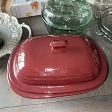 Pampered Chef Cranberry Deep Covered Baker Ca...