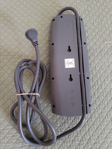 Stratitec S5202A Power Surge Protector - Picture 2 of 3