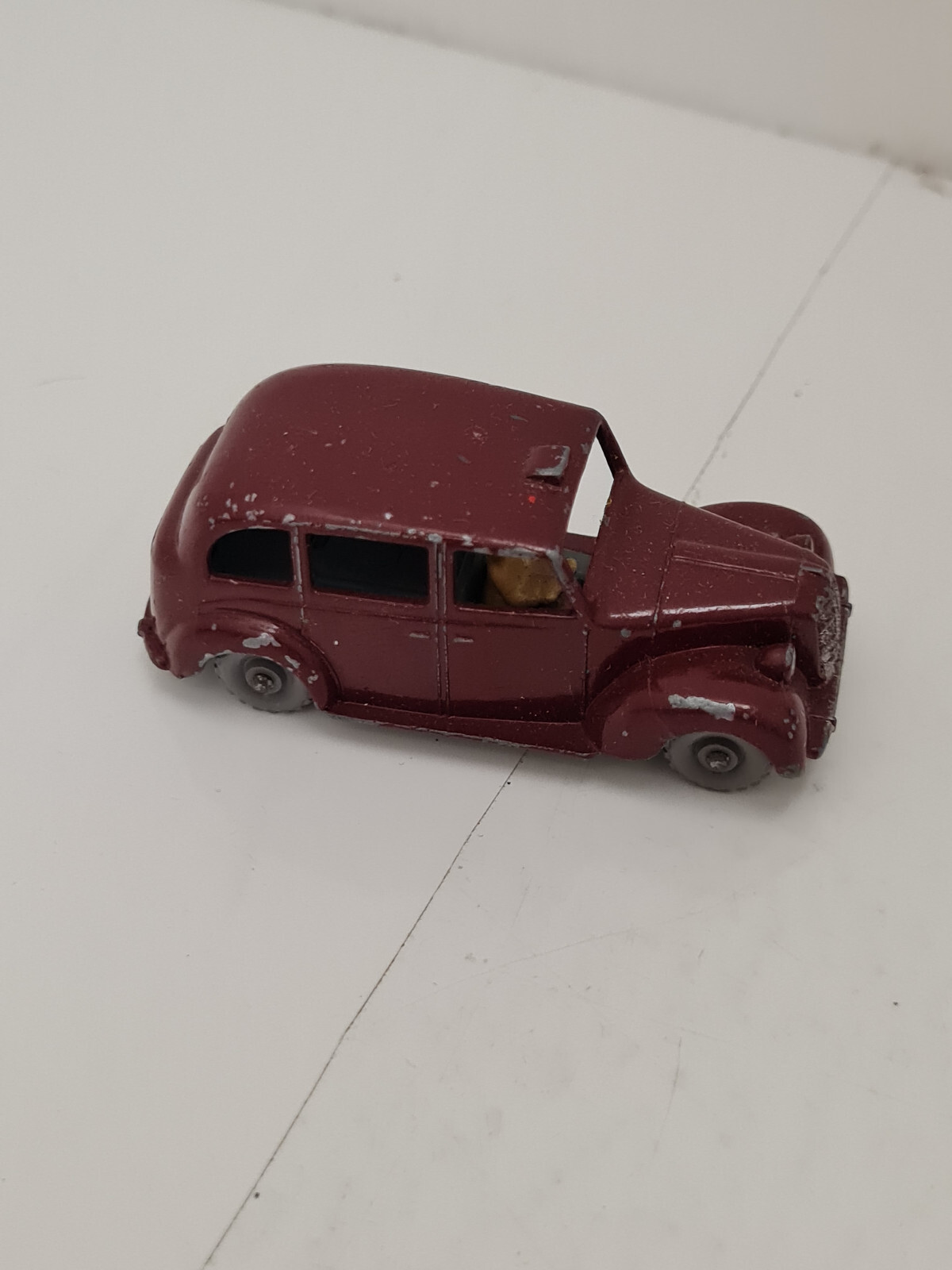 Matchbox 17c, Austin FX3 Taxi - Free Price Guide & Review