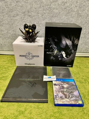 PlayStation PS4 Monster Hunter World Collector's Edition Figure