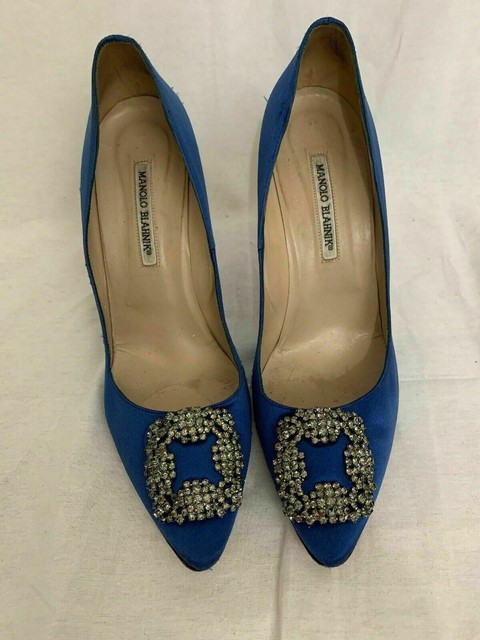 manolo blahnik denim shoes