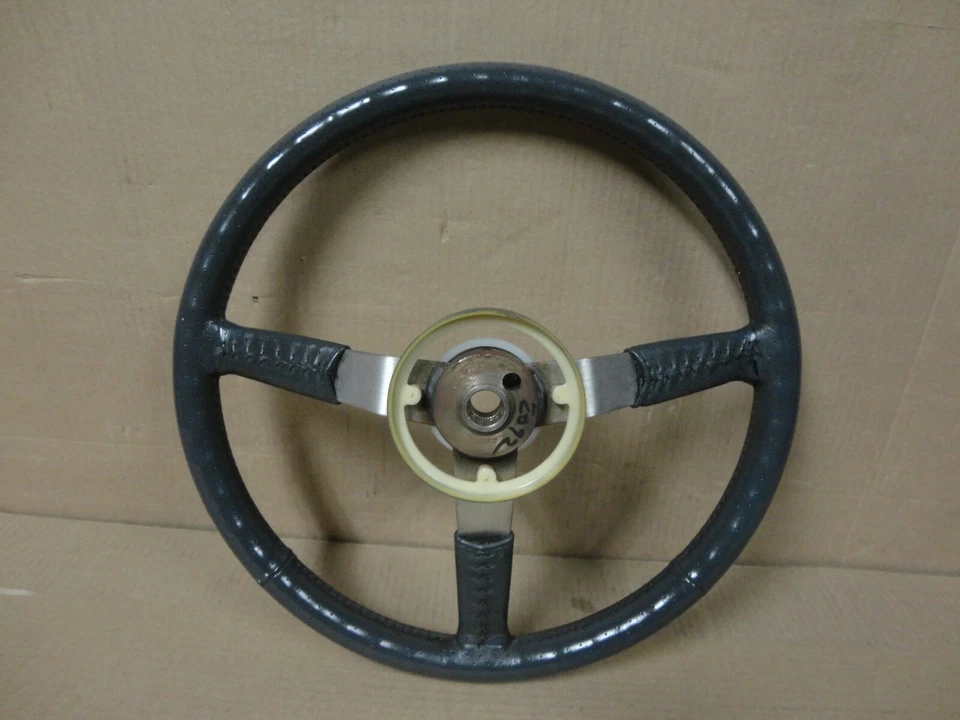 87-94 Jeep Cherokee XJ Factory Leather Steering Wheel 87-95 Wrangler YJ - Image 2 of 4