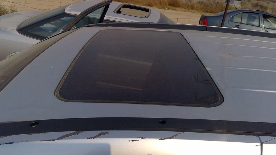 Saturn Vue 2002-2007 techo corredizo vidrio OEM ventana superior Foto 3 de 4