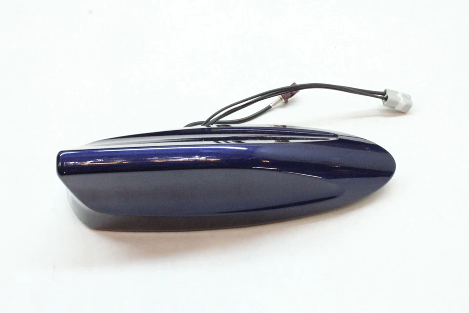 Subaru WRX STI 2017 antena de aleta de tiburón montada en el techo azul OEM 15 16 17 18 19 20 Foto 2 de 4