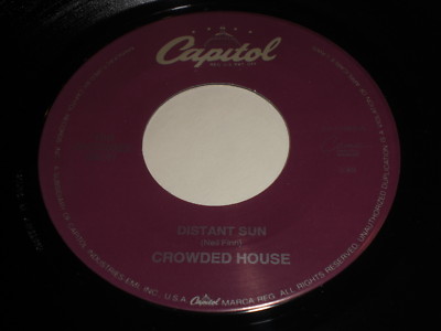 CROWDED HOUSE - Distant Sun / Walking On The Spot 45