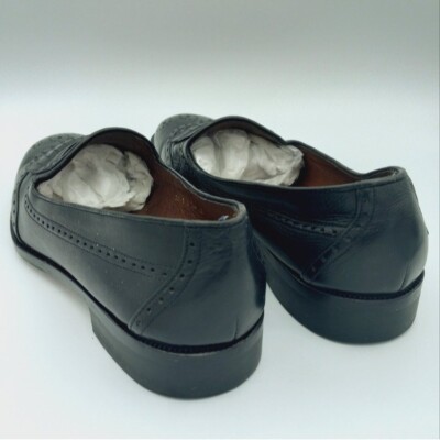 Valentino Vintage Shoes Mens 8.5 Black Calf Leather Kiltie  display picture 3