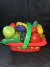 Vintage Fisher Price Grocery Basket With 29 Assorted Fruits And Veggies Pretend