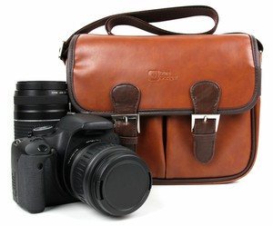 wide strap crossbody bolsa designer