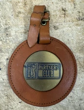 VINTAGE P G A TOUR PARTNERS CLUB L BADGE LEATHER WITH BRASS INSERT PGA