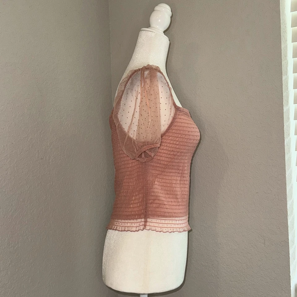 Top Ambiance para mujer grande rosa punto transparente manga abullonada cuello cuadrado coqueta Foto 2 de 4