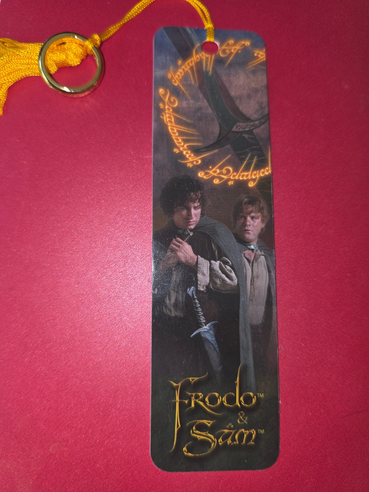 The Lord Of The Rings The Two Towers Frodo and Sam Bookmark and ring Charm 2002