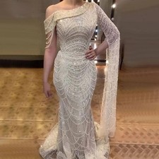 Classic One Shoulder Mermaid Evening Dress Long Sleeve Pearl Lace Prom Ball Gown