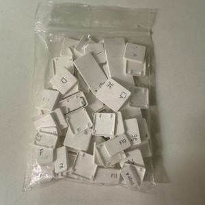 Apple MacBook Weiß UK Tastatur Keycap Full Set Ersatzteile/Reparaturen - Zustand: Gut