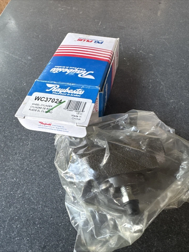(2) Цилиндр заднего барабанного тормоза подходит для: 1973-1975 Chevrolet Nova Raybestos - Изображение 2 из 4