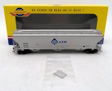 Athearn G4252 HO Scale ADM Trinity 5161 Cu.Ft. Covered Hopper #52144 EX/Box