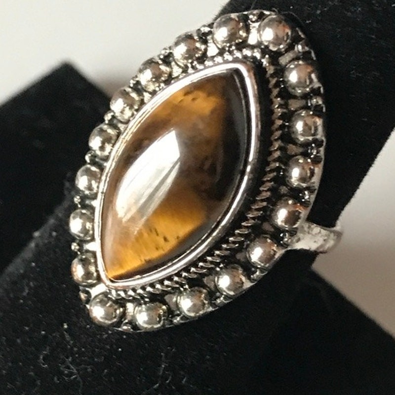 Gorgeous Tiger's Eye statement ring, appr. size 8 - image 5