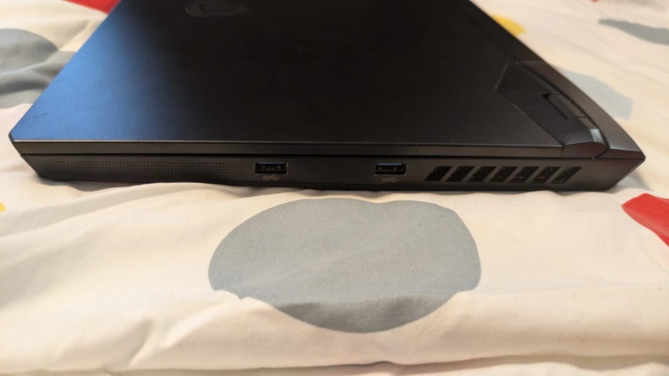 MSI GP66 Leopard 11UH 1TB Intel i7 16GB NVIDIA GeForce RTX 3080 Gaming +Windows - Bild 3 von 4