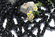 30pcs Black Faceted Round Glass Beads  10mm