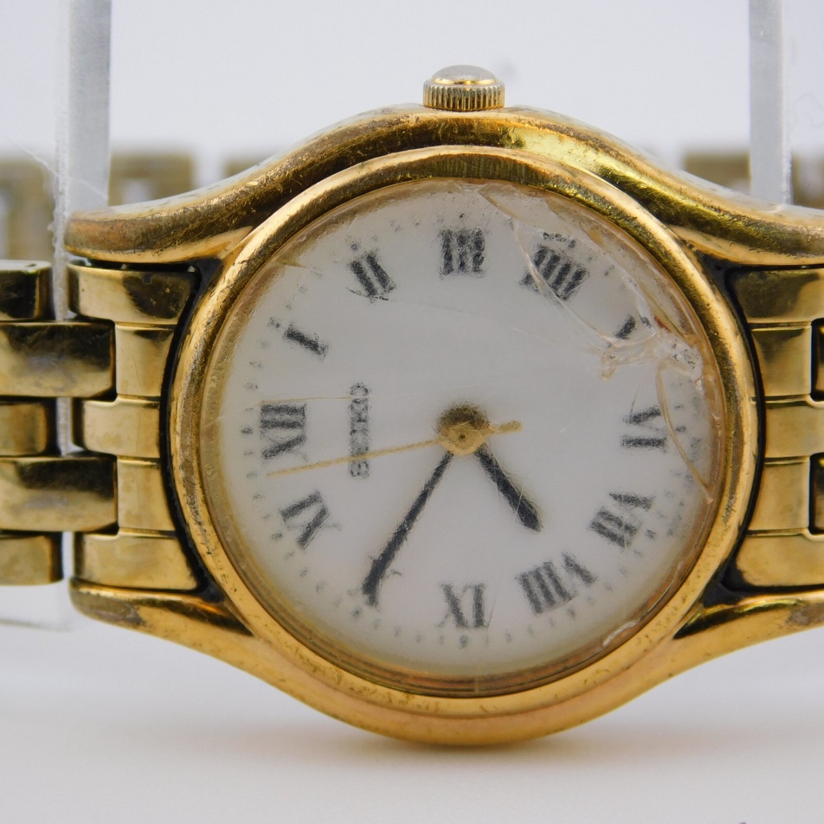 SEIKO V401-1600 Gold Tone Quartz Analog Women's Watch Sz. 7 SEIKO V401-1600 Gold Tone Quartz Analog Women's Watch Sz. 7