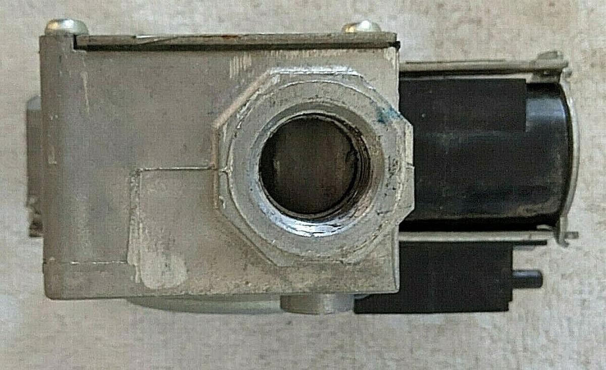 Carrier White-Rodgers EF32CW210 36J24-618 Furnace Gas Valve Free - Foto 2