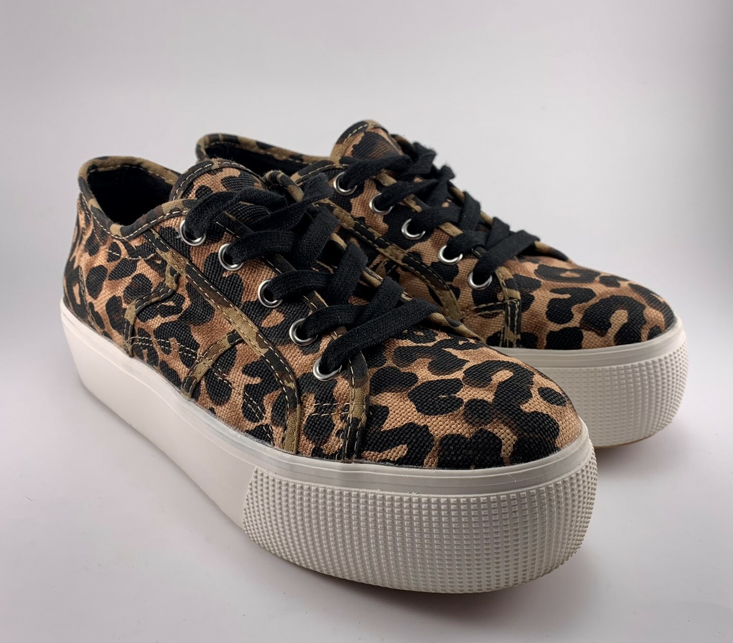 Steve Madden Emmi Leopard Print 