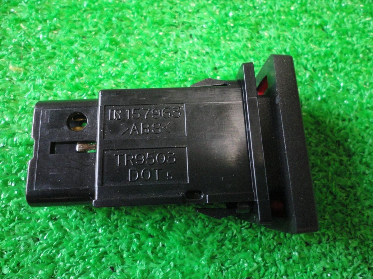 TOYOTA MARKⅡ JZX110 Genuine Hazard Switch 84332-22140 | eBay