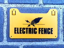 25 Pieces Electric Fence Caution Warning Signs Hook Tie To Wire Mesh Rope