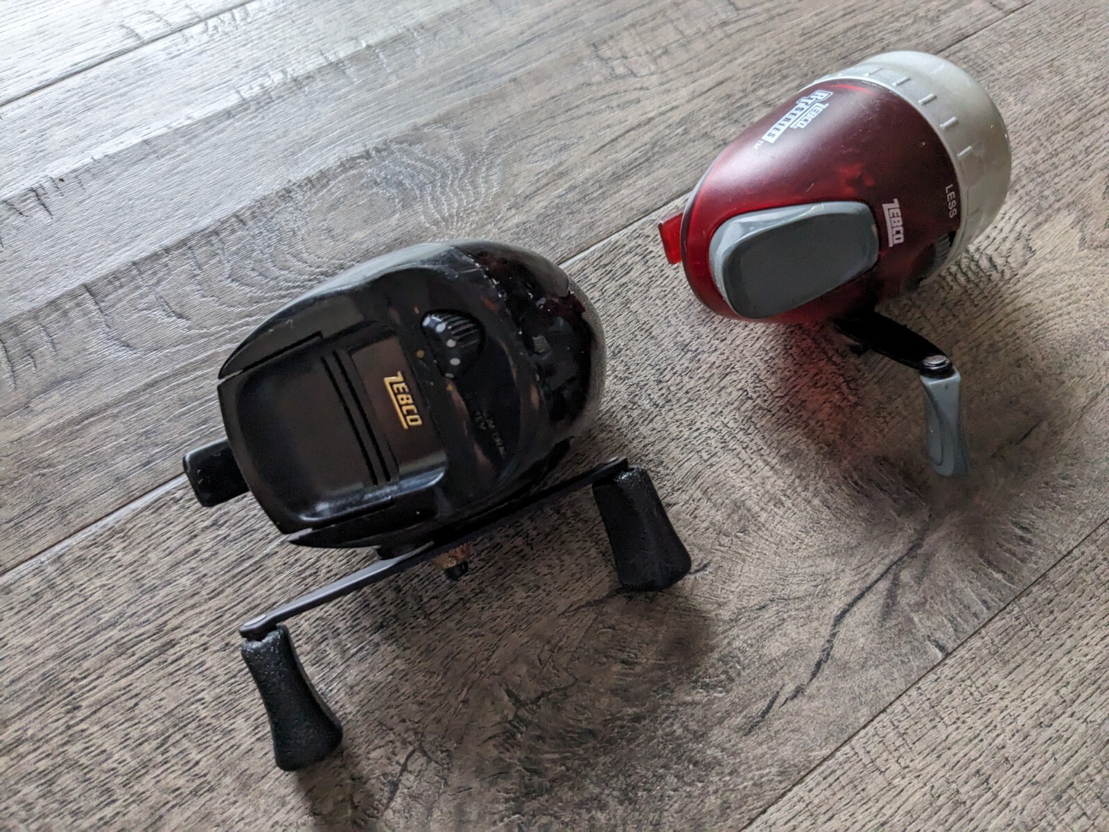 Lot of 2 ZEBCO Casting Reels: RT Series & Bullet .38