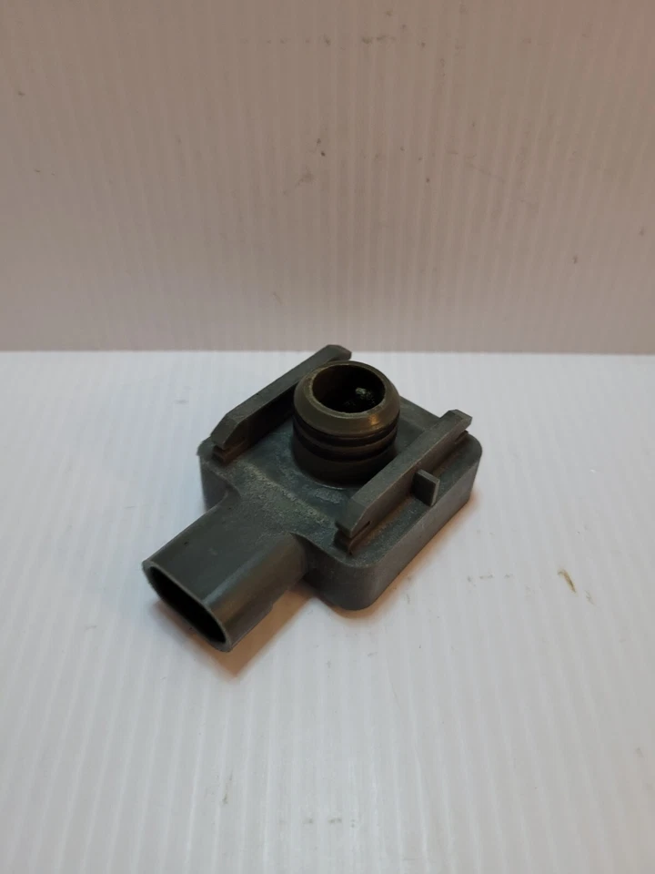 Walker Products Coolant Level Sensor 211-2002 - Image 3 of 4