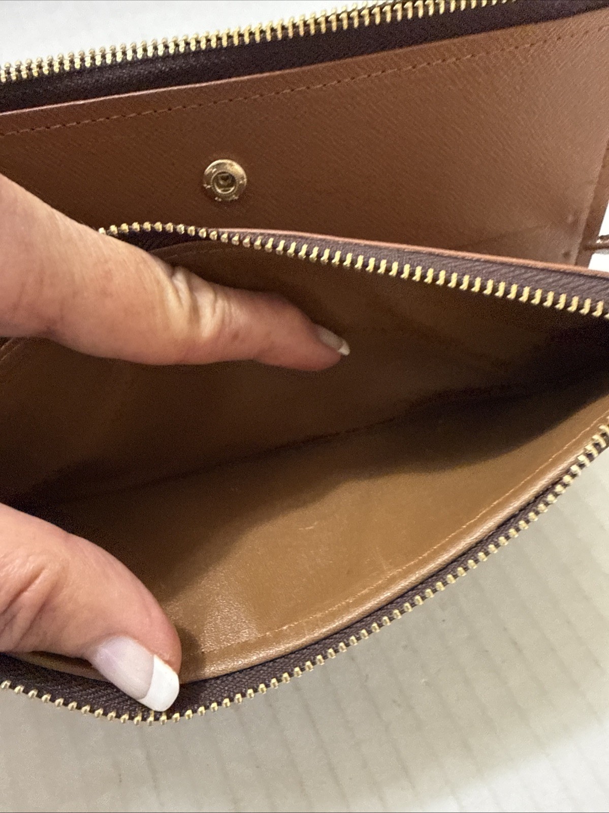 Louis Vuitton Adele Monogram Wallet Never Used Fr… - image 5