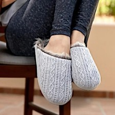 PJ Salvage Cable Knit Faux Fur Trim Slippers Grey Womens M/L NWT