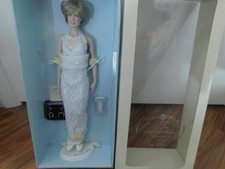 Franklin Mint Princess Diana Vinyl Doll In The White Lace Ensemble W COA
