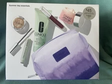 Clinique Summer Days Essentials Set